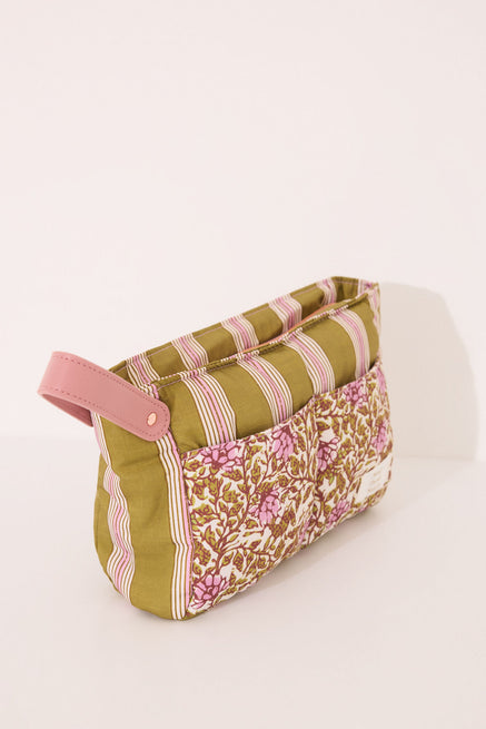 Multicoloured Vanity Case,Medium quilted flower vanity case,Women'secret